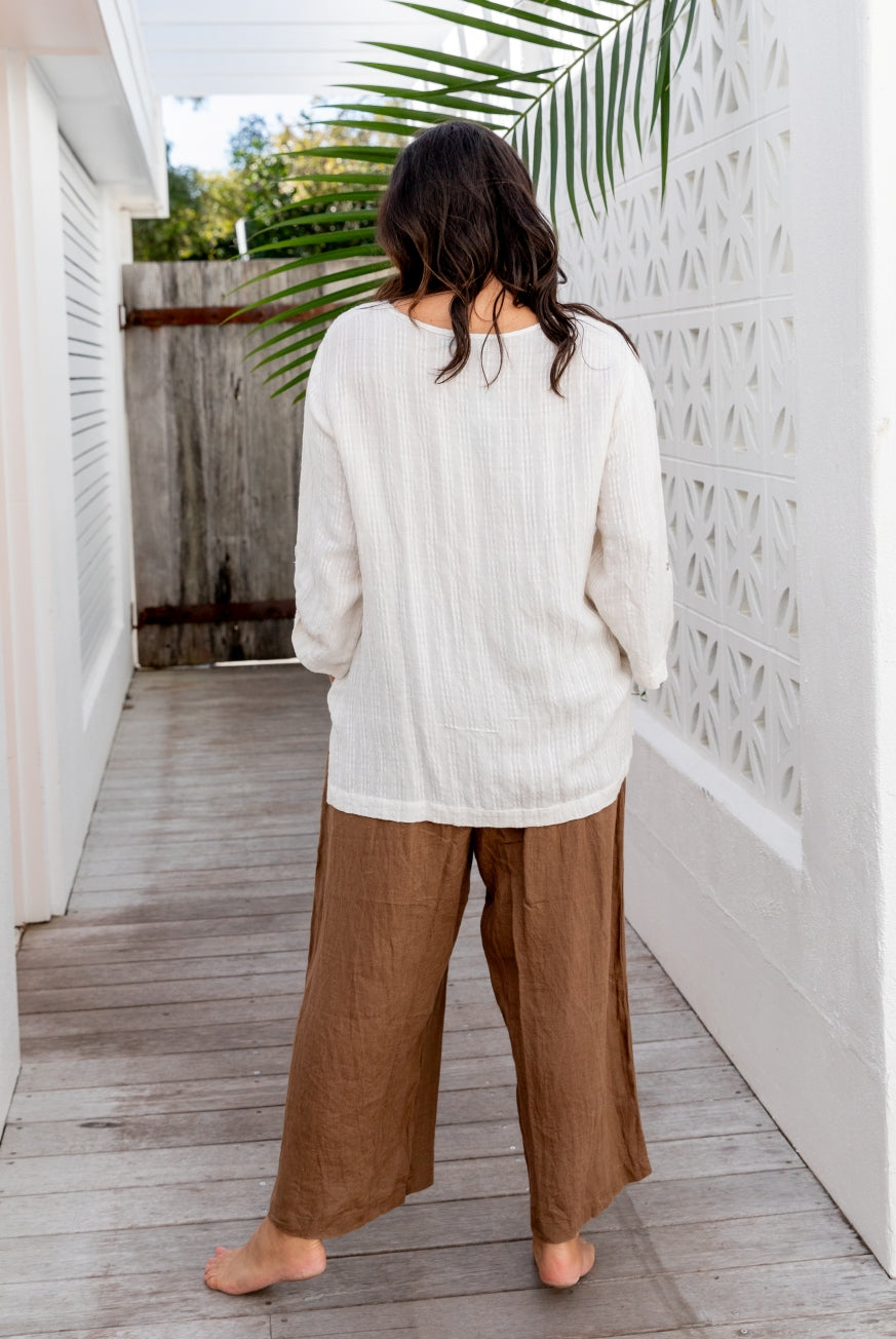 Capri Pants in Pure Linen