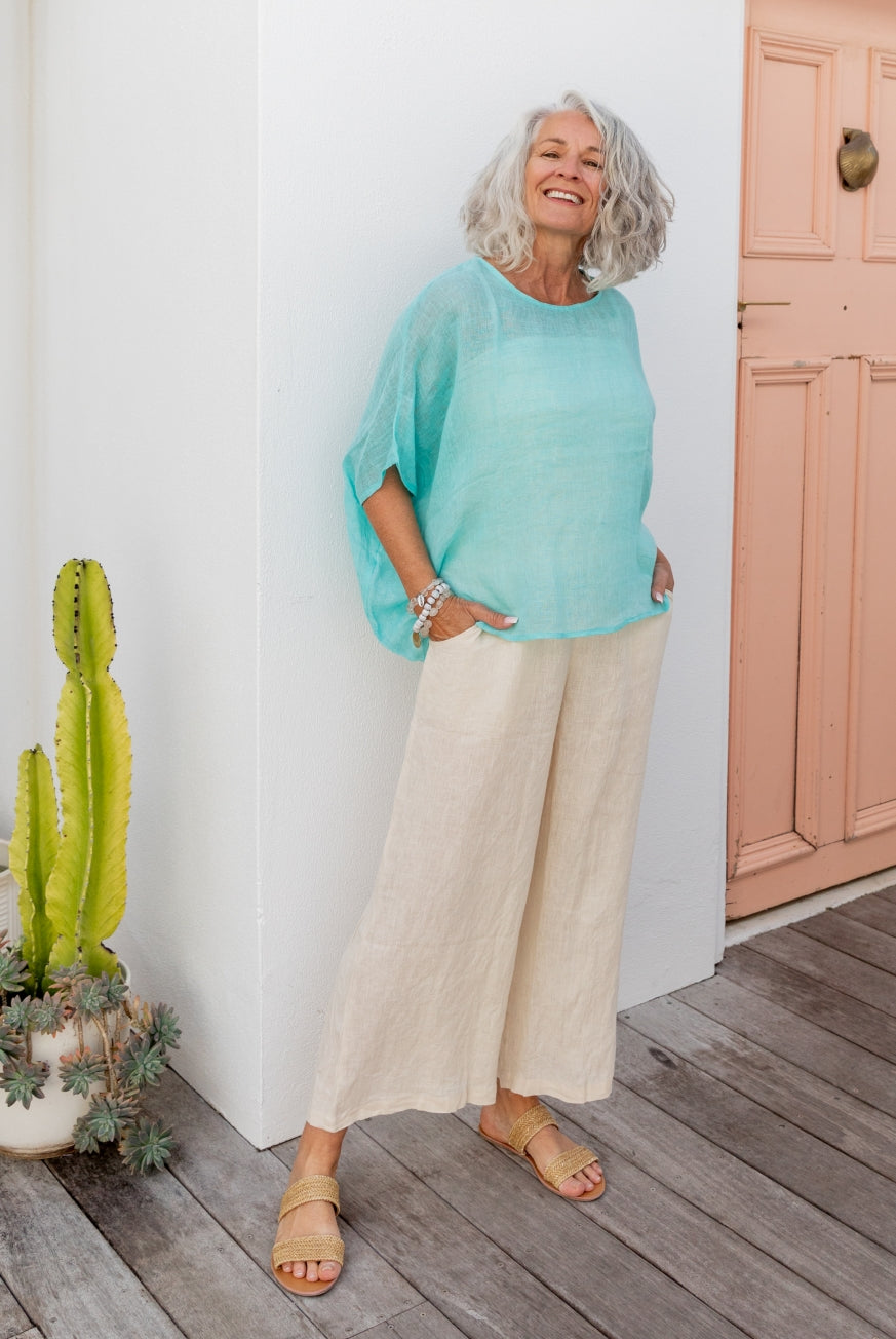 Capri Pants in Pure Linen