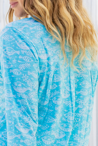 Tonal Fishy Lslv Sleeve Top